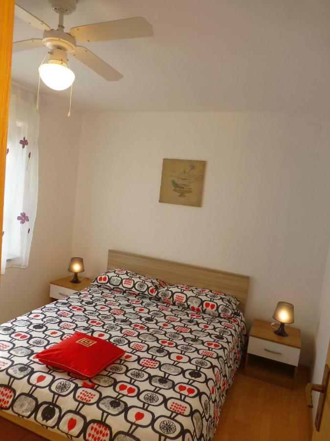 Apartments Kvesic Šilo Екстериор снимка